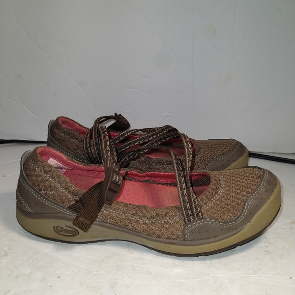 Chaco Outcross Brown Slip On Mary Jane Water Outdoor Sport Shoes Women's sz 6. - Picture 1 of 11
